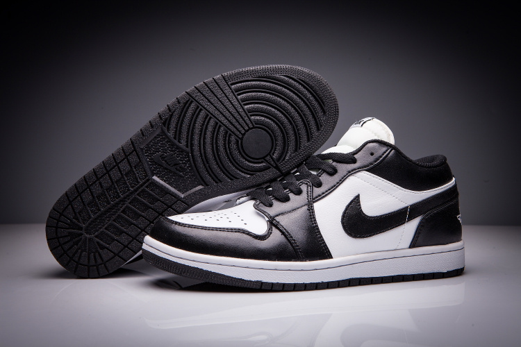 Nike Air Jordan 1 Black White