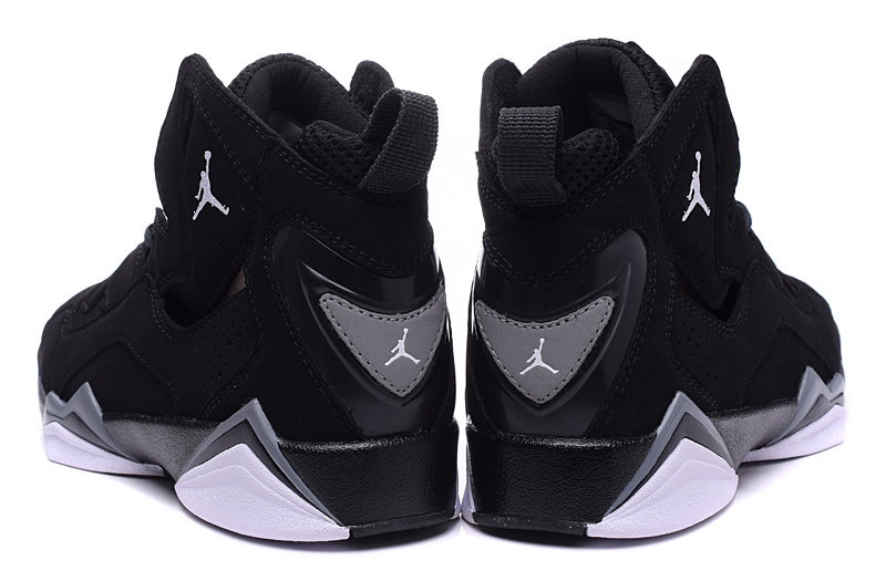 basket jordan noir femme