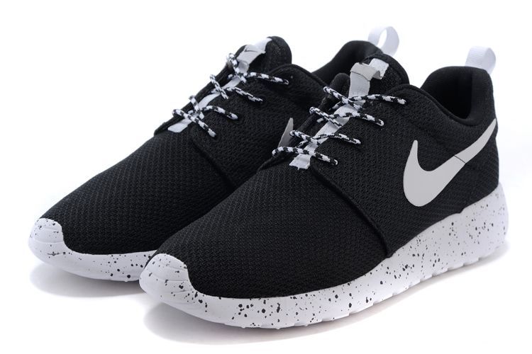 nike roshe run noire