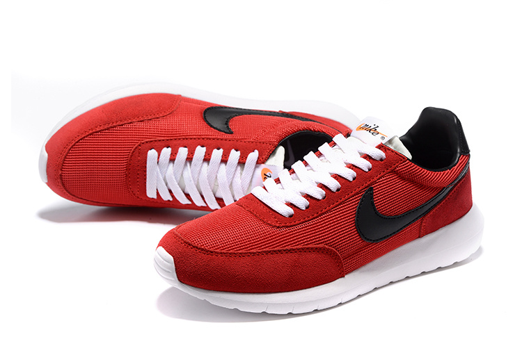 roshe run rouge noir
